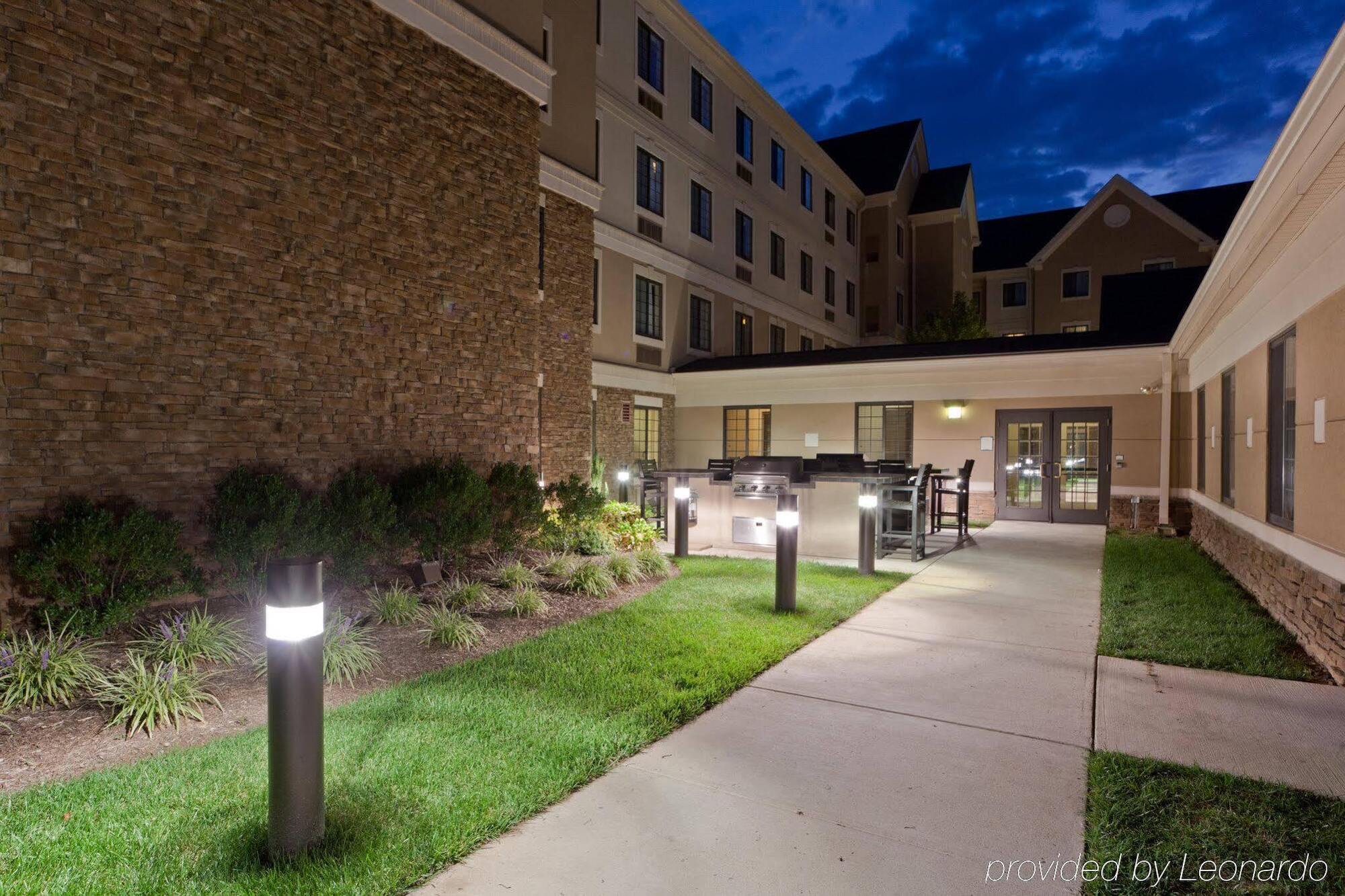 Staybridge Suites Chantilly Dulles Airport By Ihg Bagian luar foto